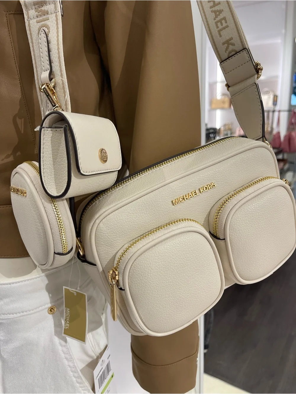 Michael Kors JST Md Pocket Leather Messenger XBody With Attachments Crossbody